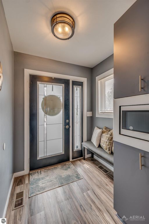 Image 8 of property listing at 830 Richland Avenue, Lupton, MI 48635