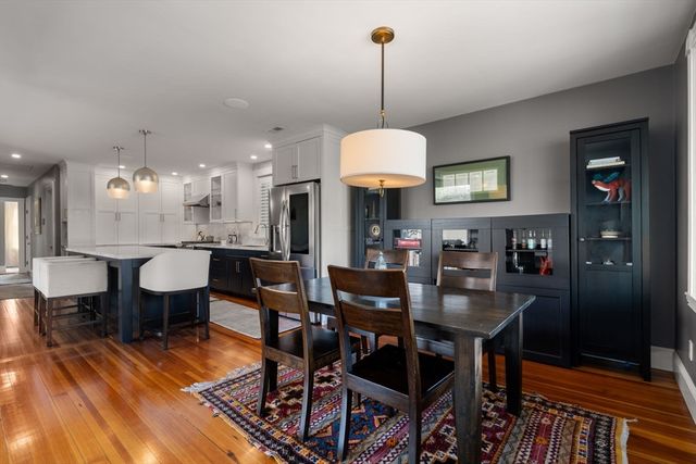 118 Kinnaird St 3, Cambridge, MA 02139