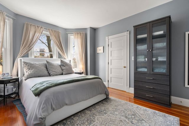 118 Kinnaird St 3, Cambridge, MA 02139