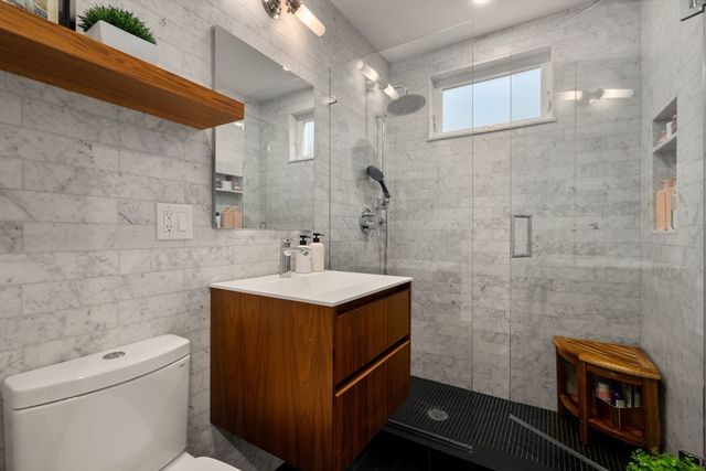 118 Kinnaird St 3, Cambridge, MA 02139