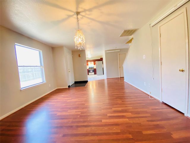 11019 Cayman Mist Drive, Houston, TX 77075