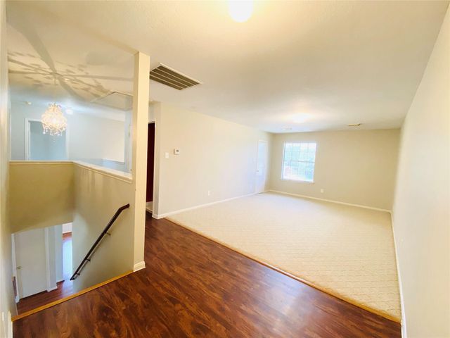 11019 Cayman Mist Drive, Houston, TX 77075