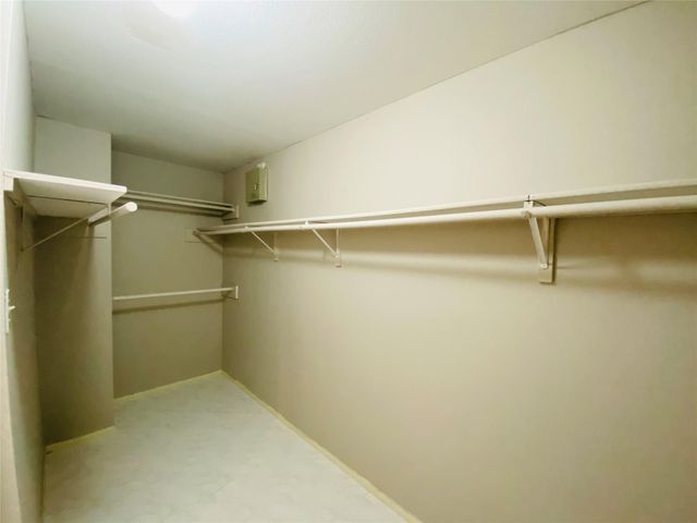 11019 Cayman Mist Drive, Houston, TX 77075