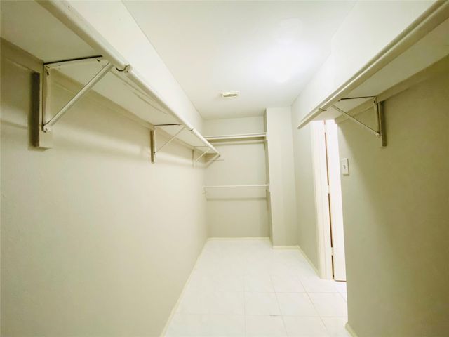 11019 Cayman Mist Drive, Houston, TX 77075