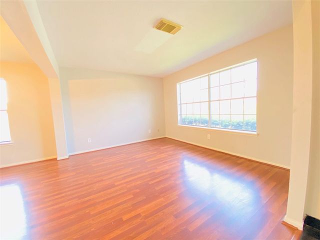 11019 Cayman Mist Drive, Houston, TX 77075