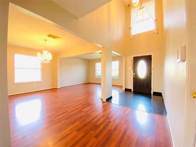 11019 Cayman Mist Drive, Houston, TX 77075