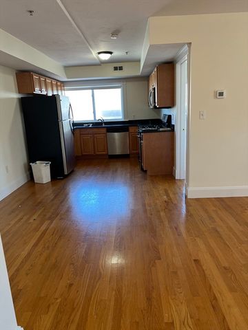144 Washington Street 8, Peabody, MA 01960