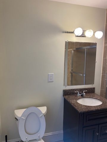 144 Washington Street 8, Peabody, MA 01960