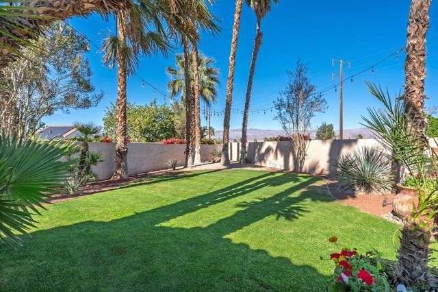 76984 Sheffield Court, Palm Desert, CA 92211