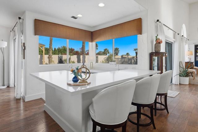 76984 Sheffield Court, Palm Desert, CA 92211