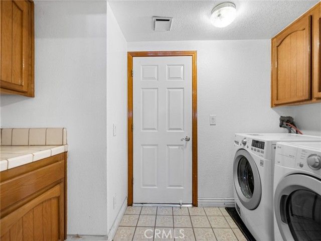 27921 Evergreen, Helendale, CA 92342