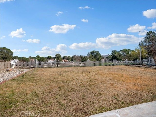 27921 Evergreen, Helendale, CA 92342