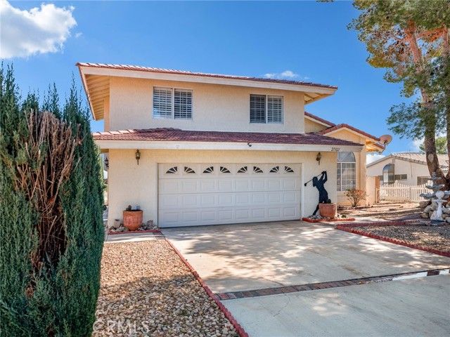 27921 Evergreen, Helendale, CA 92342