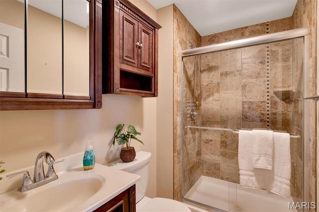 9343 Mackenzie Circle Drive, Affton, MO 63123