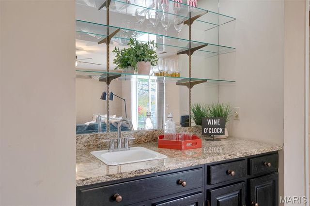 9343 Mackenzie Circle Drive, Affton, MO 63123