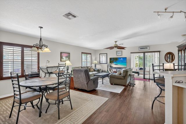 111 Camino Del Rio, Port St Lucie, FL 34952