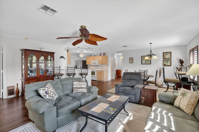 111 Camino Del Rio, Port St Lucie, FL 34952