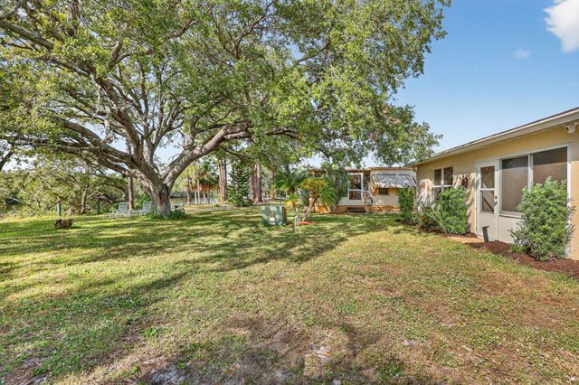 111 Camino Del Rio, Port St Lucie, FL 34952