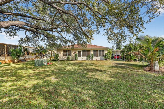 111 Camino Del Rio, Port St Lucie, FL 34952