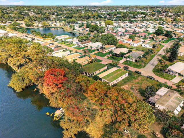 111 Camino Del Rio, Port St Lucie, FL 34952