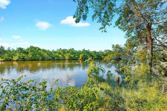 111 Camino Del Rio, Port St Lucie, FL 34952