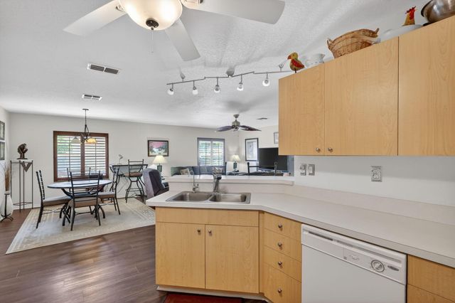 111 Camino Del Rio, Port St Lucie, FL 34952