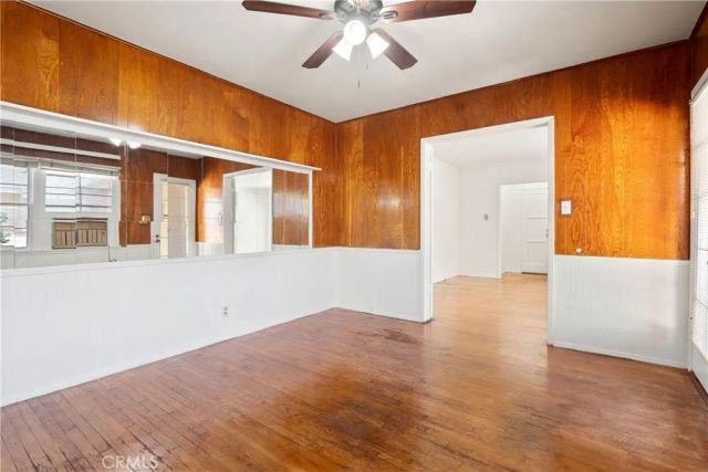 1815 W Riverside Drive, Burbank, CA 91506