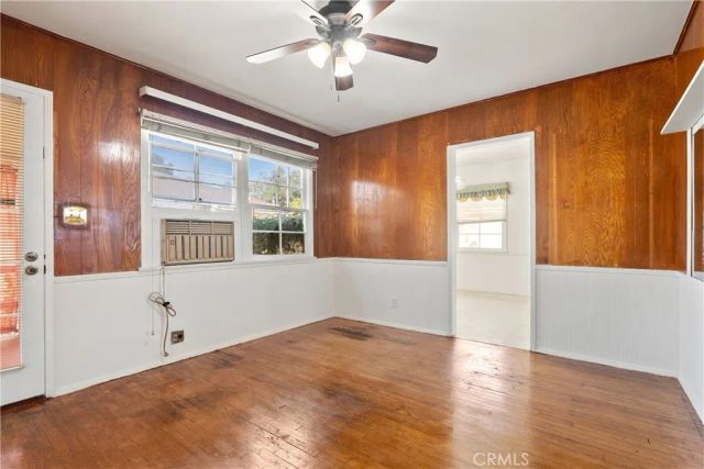1815 W Riverside Drive, Burbank, CA 91506