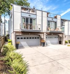 915 Westbrook Drive A, Charlotte, NC 28202