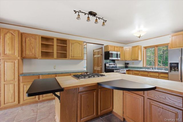 757 Bogart Road, Catskill, NY 12414