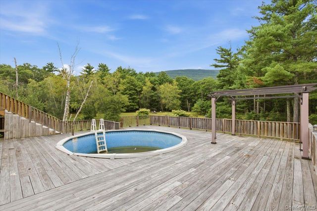 757 Bogart Road, Catskill, NY 12414