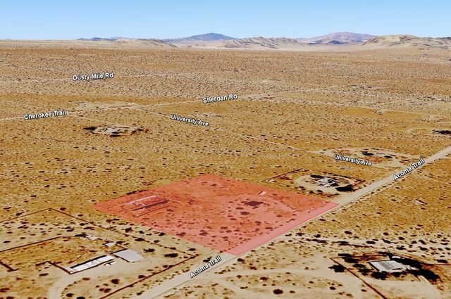 3722 Acoma Trail, Landers, CA 92285