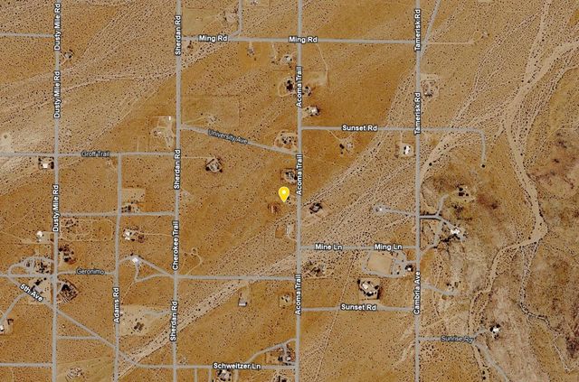 3722 Acoma Trail, Landers, CA 92285