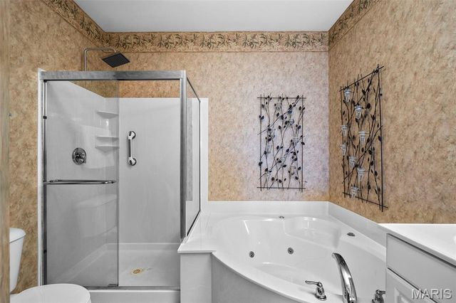 160 Dornoch Drive, St Charles, MO 63301