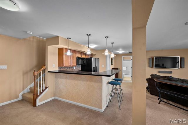 160 Dornoch Drive, St Charles, MO 63301