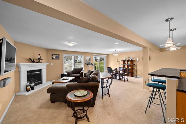 160 Dornoch Drive, St Charles, MO 63301