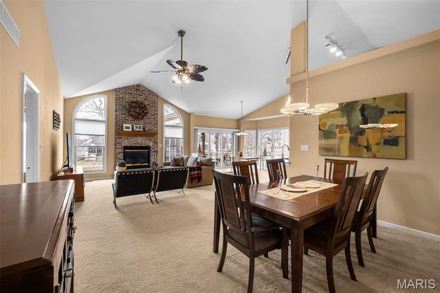 160 Dornoch Drive, St Charles, MO 63301