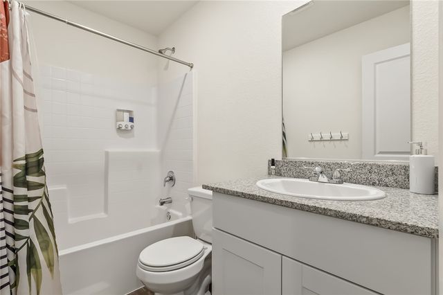 5546 S Glacier Creek Road, Fort Mohave, AZ 86426