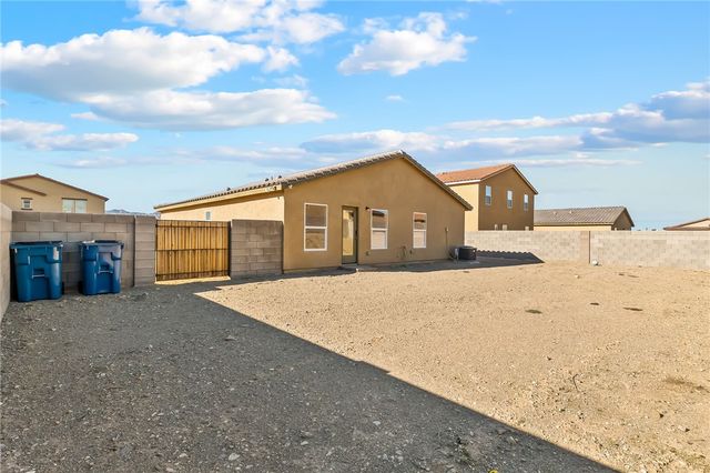 5546 S Glacier Creek Road, Fort Mohave, AZ 86426