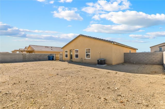 5546 S Glacier Creek Road, Fort Mohave, AZ 86426