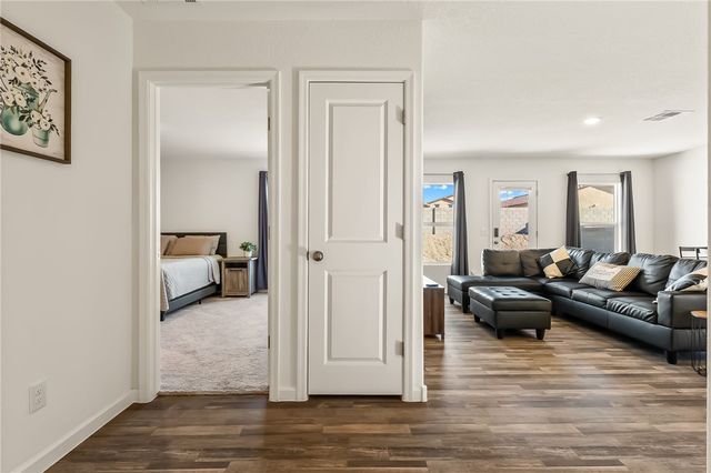 5546 S Glacier Creek Road, Fort Mohave, AZ 86426