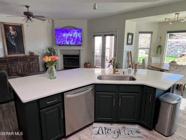 1424 CLOUD RIDGE Drive, El Paso, TX 79912