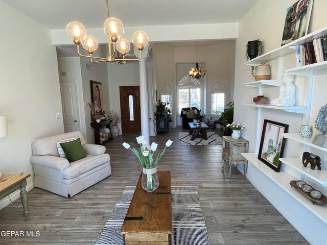 1424 CLOUD RIDGE Drive, El Paso, TX 79912