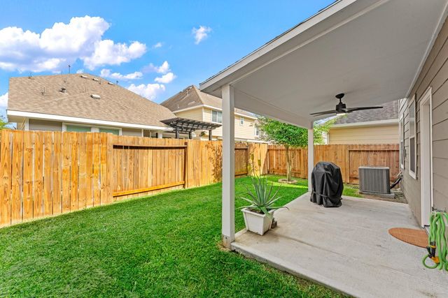 6502 Wilshire Lakes, Houston, TX 77040