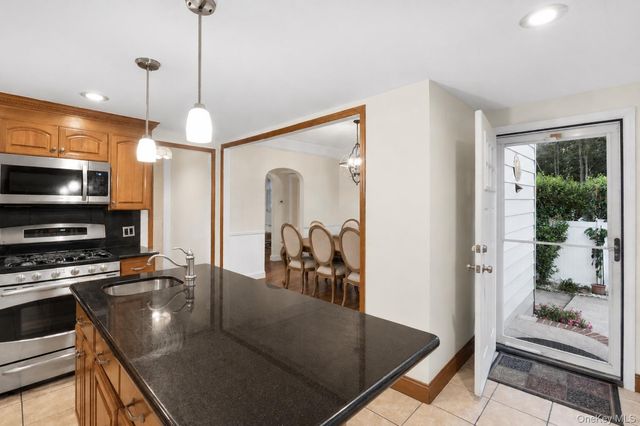 549 De Mott Avenue, Baldwin, NY 11510
