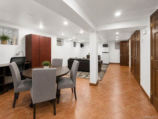 549 De Mott Avenue, Baldwin, NY 11510