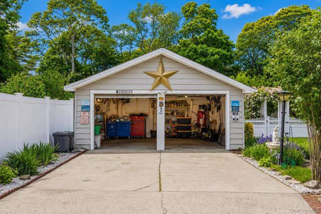 549 De Mott Avenue, Baldwin, NY 11510