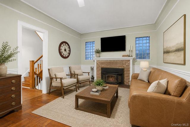 549 De Mott Avenue, Baldwin, NY 11510