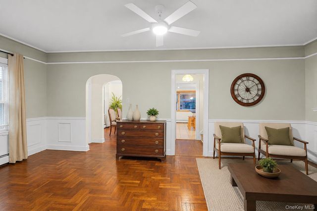549 De Mott Avenue, Baldwin, NY 11510