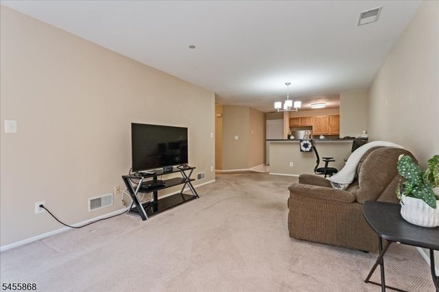 50 Pasture Ct, Roxbury Twp., NJ 07852